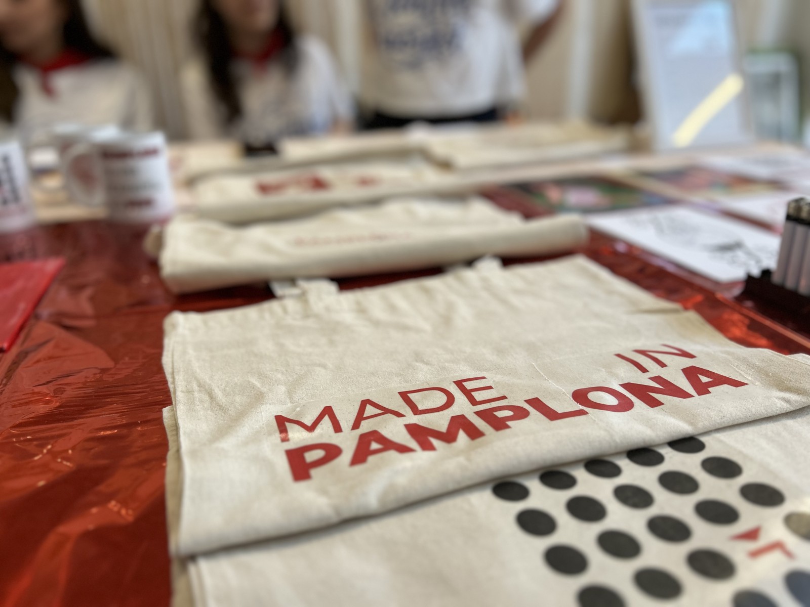 Creanavarra lanza la 1ª edición de su Creative Market uniendo talento joven, creatividad y diseño | IMG 6149